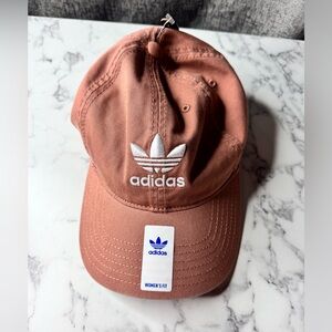 Women’s Adidas Originals Baseball Hat Clay Strata Autumn Fall Accessories